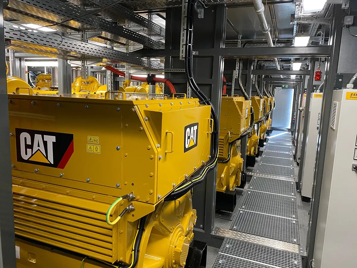 We supply complete emergency power systems equipped with generators from Caterpillar