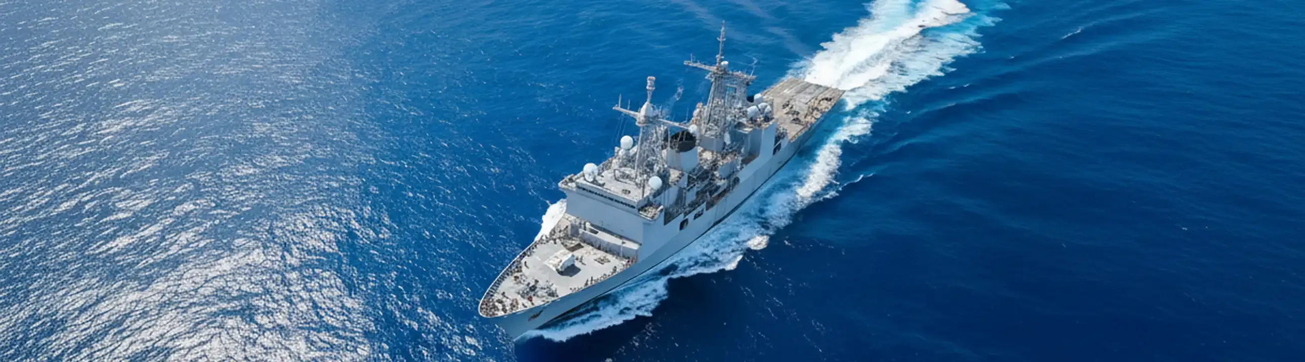 Marine-Antriebssysteme für Militärschiffe und Marineeinheiten Marine-Antriebssysteme für Militärschiffe und Marineeinheiten