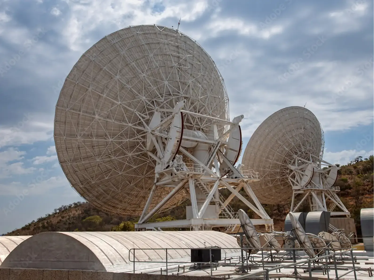 Versorgungssicherheit für militärische Liegenschaften – Strom und Energie für Kasernen & Infrastruktur